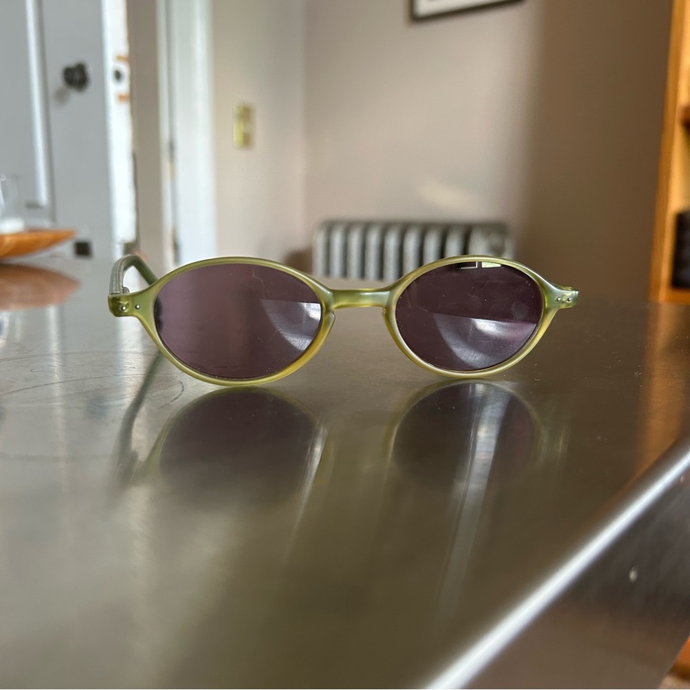90s Y2K Oval Reading Sunglasses vintage
